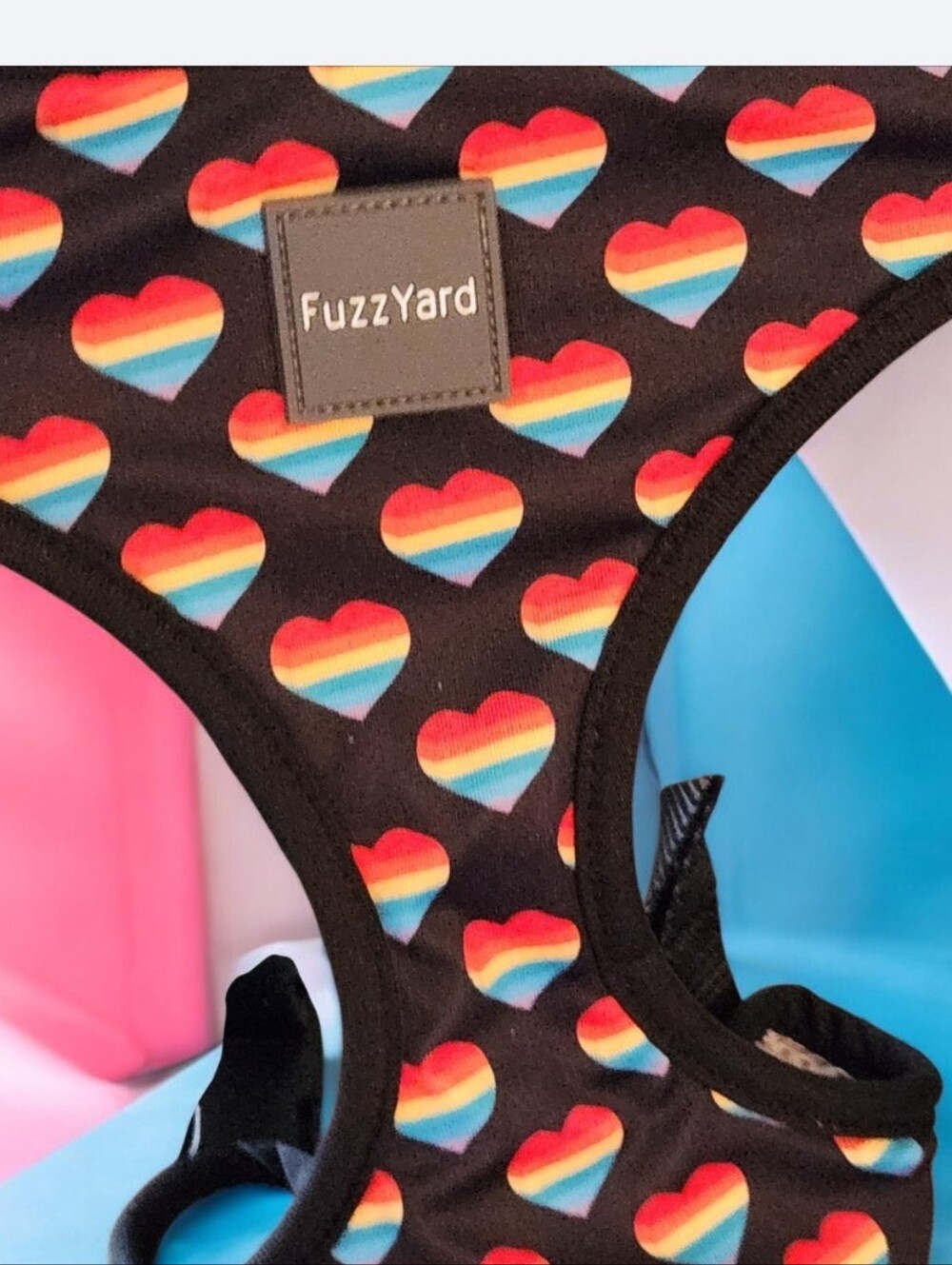 ■ FuzzYard Rainbow Heart Dog Harness - Black■ Final Price